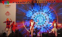 Bergelora Festival Cahaya India Diwali di kota Hanoi